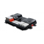 在政策和市場的雙重簇擁下，動力電池產(chǎn)業(yè)正從導入期向高速發(fā)展期加速過渡